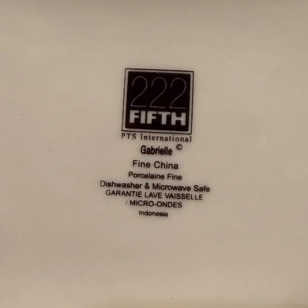 222 FIFTH GABRIELLE SQUARE SALAD PLATES Fine Porcelain China Indonesia Set of 4